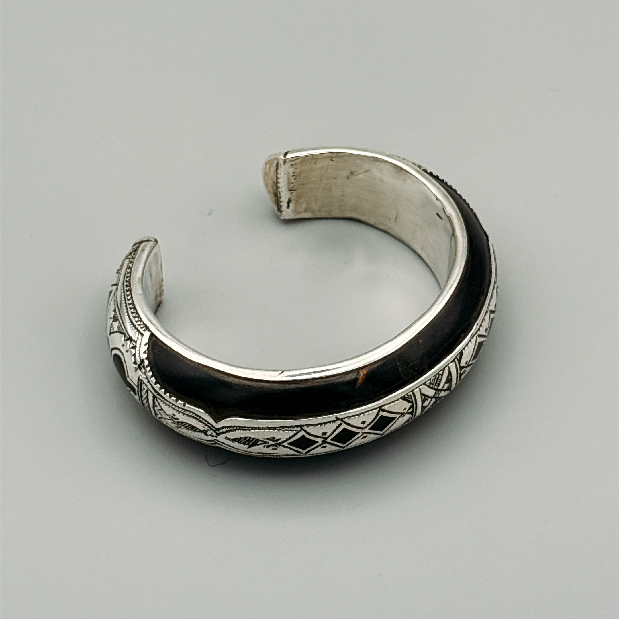 Touareg Bangle No.05｜Silver×Ebony